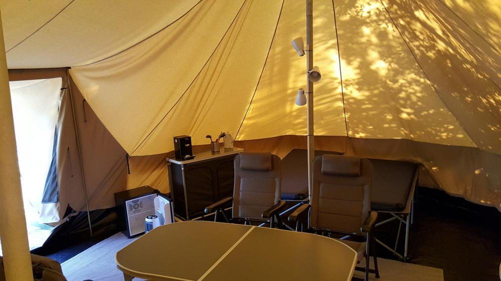 Tent-Ok Opende Bagian luar foto